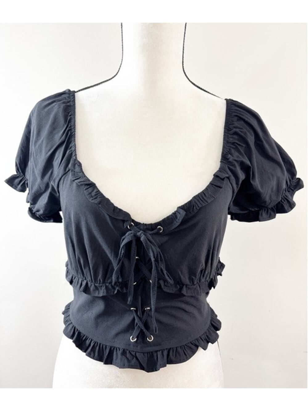 Blāshe Y2K Peasant Milkmaid Ruffled Crop Top Black - Size L